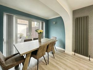 Dining Area- click for photo gallery